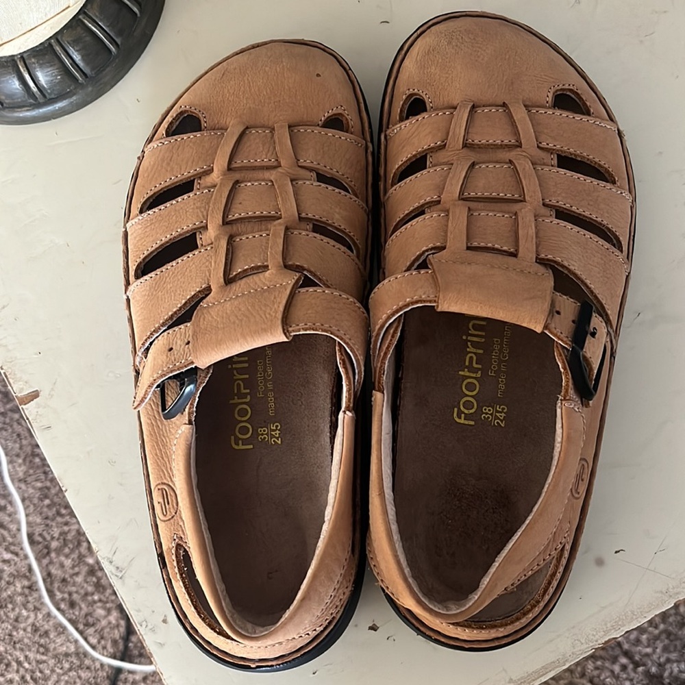 Birkenstock Fisherman Sandal Size 38-Like New!